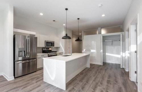 New Built Apartment Sleeps 8 - Foto 11