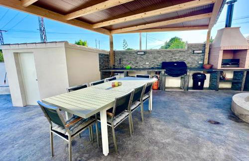 Bonito Chalet en Benidorm, negocios, estudios, salud - Foto 19