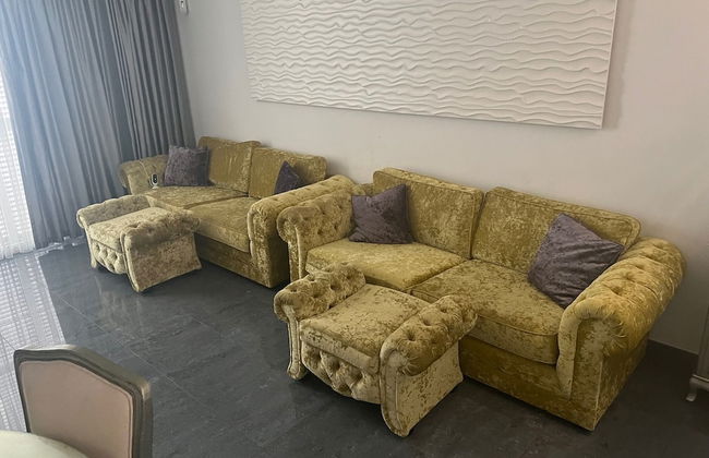 Luxury 4 bedroom villa with jacuzzi - Photo 13