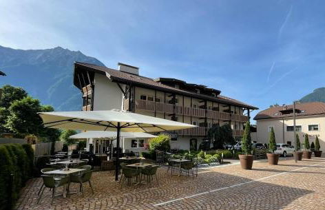 Residence Hotel Alpinum - Photo 12