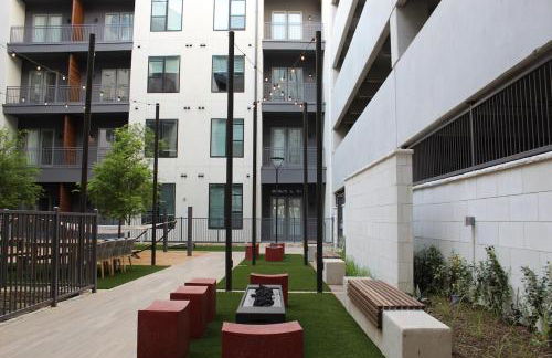 12 Min to Downtown Balcony Apt with Free Parking - Foto 27