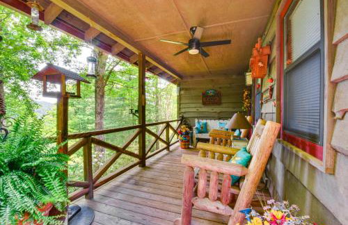Rustic Cabin with Porches 8 Mi to Tallulah Gorge! - Photo 2