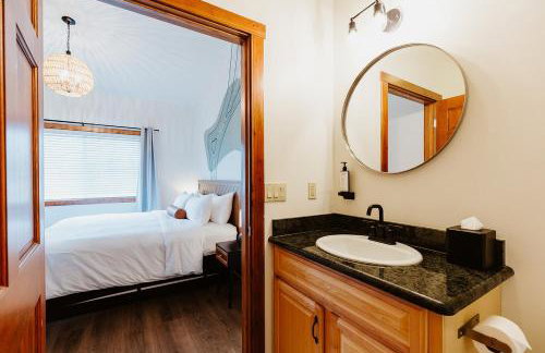 Kintla Ridge Suite Near Logan Hospital - Foto 12