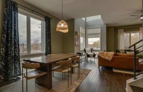 Luxury Townhome! Rooftop-Game Room! Near Broadway! - Foto 18