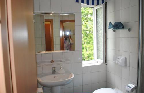 Ferienwohnung Yachthafentraum in 2 Minuten am Strand Seebrücke Yachthafen - Photo 29