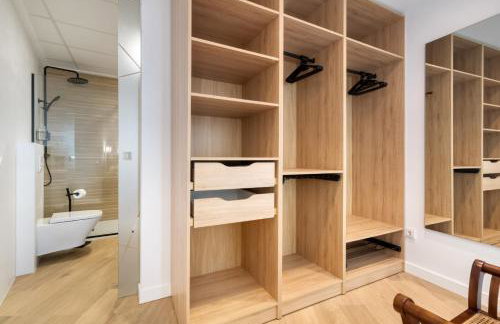 Gandia Tropicana Suite - Photo 34