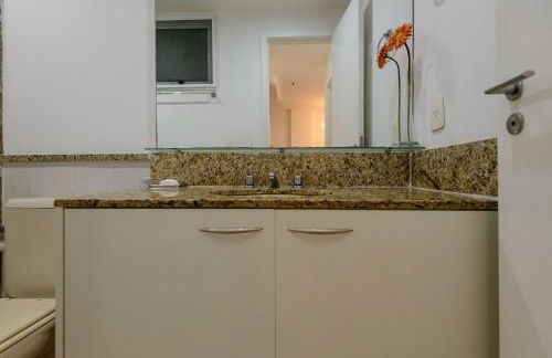 Flat c/ Limpeza Diária e Estacionamento - LB507 - Foto 6