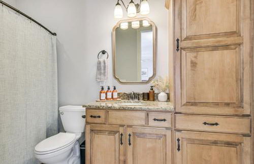 Dock and Home Theater Pet-Friendly Lake Wylie Home - Foto 19