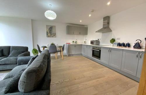 Modern 1 bedroom serviced apartment with garden - Foto 11