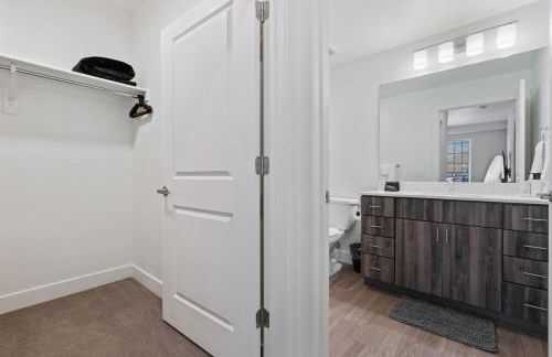 Unique SLC Getaway 2-Bed, 2-Bath with Fire Pit - Foto 76