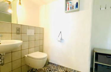 Ganze Wohnung - Erdgeschoss - sehr ruhig - Hundefreundlich - Regendusche - Bodenheizung - Küche - easy Check-in mit Schlüsselbox - Foto 9