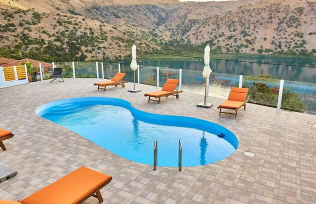 Stunning Lake Kournas Retreat 2 New Private Pool - Foto 40