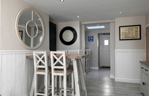 3 Bedroom Cottage in Conwy with Parking Sleeps 4 - Foto 5