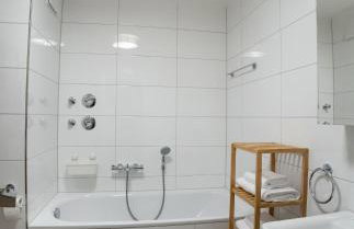 High-quality renovated apt (TLA/Tlf/TDY-RAB) - Foto 31