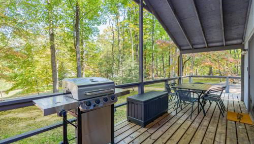 Spacious w Hot Tub, Fire Pit, Deck, Grill and WiFi - Foto 4, Garden view