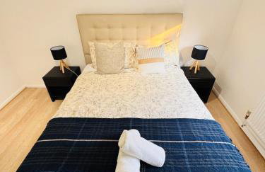 Swanky3Bed HomeModern Kitchen - Foto 14