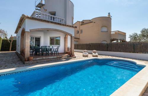 Casa con Piscina, A/A, Wifi, Barbacoa, a 200 m de la Playa - ES-89-75 - Foto 1