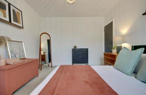 Clover lodge Portsmouth luxury home with off road free parking - Photo 11