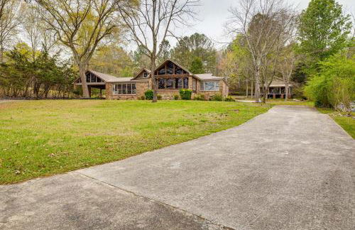 Lakefront Leesburg Home with Private Dock and Ramp! - Photo 30