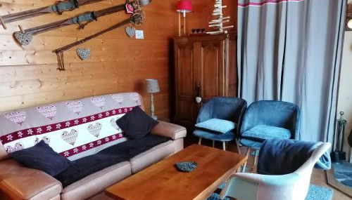 Chalet savoyard avec terrasse, proche des pistes et vue sur montagne - FR-1-459-129 - Foto 3