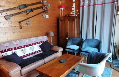 Chalet savoyard avec terrasse, proche des pistes et vue sur montagne - FR-1-459-129 - Foto 3