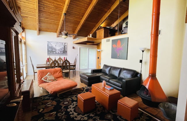 Treehouse Apartment Rentals - Foto 21