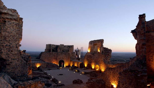 Castelo Rodrigo al anochecer