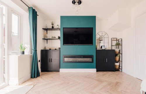 Beautiful 3 Bedroom Home Near Worcester - Photo 31