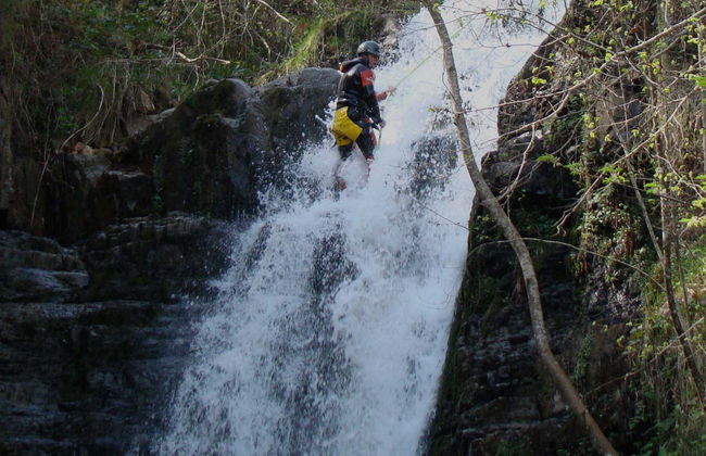 Barranquismo en Vega de Pas - Foto 1