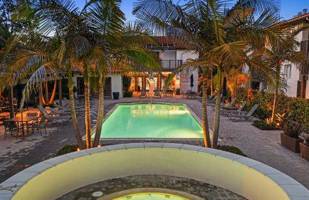 Close to Beach w Patio Resort Amenities The Point at Corniche by AvantStay STR16-0458 - Foto 2