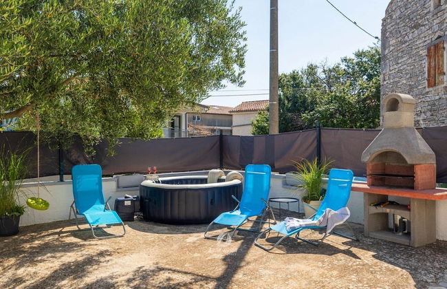 Adorable Home With Private Garden and Bubble Bath - Foto 24