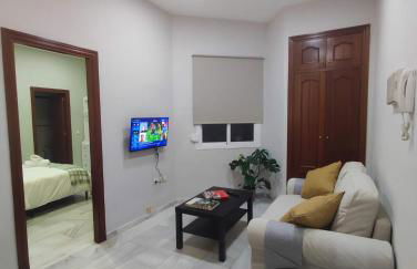 Elegancia y confort en el corazón de Málaga - Foto 27