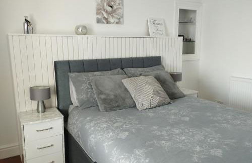 Waterfront Location, Balcony, Sea Views, Free Parking - Foto 13