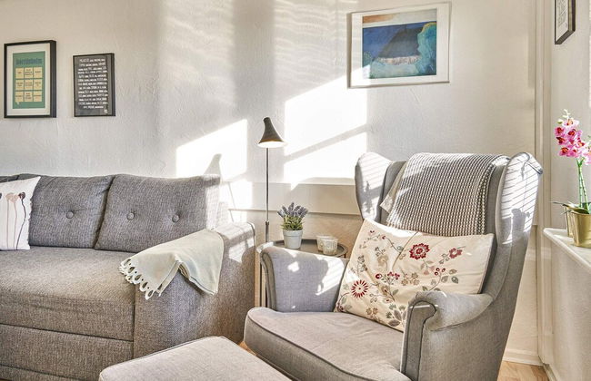 5 Person Holiday Home on a Holiday Park in Gudhjem - Photo 11