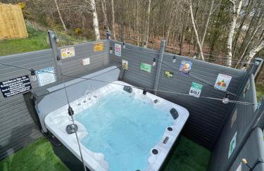 Tigers Wood - 2 bed hot tub lodge with free golf, NO BUGGY - Foto 35