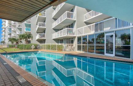 Two-Bedroom Apartment - Foto 26