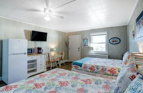 ON ISLAND Ocean View Beachy Studio in Campy 1970s Converted Motel - Foto 3