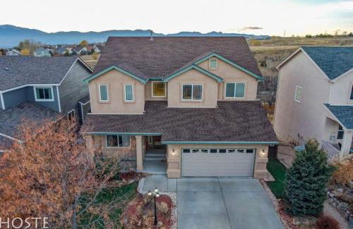 *H* 5BR Home Getaway w/HOT TUB ** - Foto 63