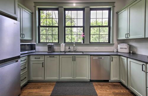 Bross Brothers Cabin with Wraparound Porch! - Foto 13