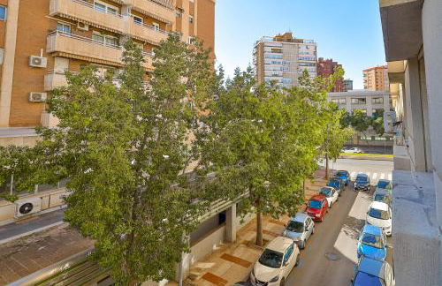 C09 Roomy Luminous 5 Bedroom in Town - Foto 20