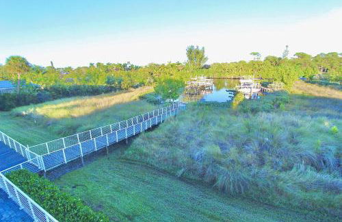 Manatee Isle - Photo 8