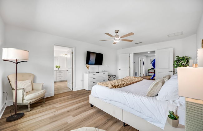 Luxury Home w Heated Pool, Gym, Playground & More! - Foto 10