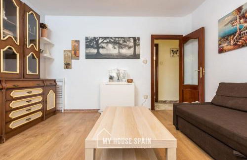 MyHouseSpain - Amplio piso cerca del centro - Foto 2