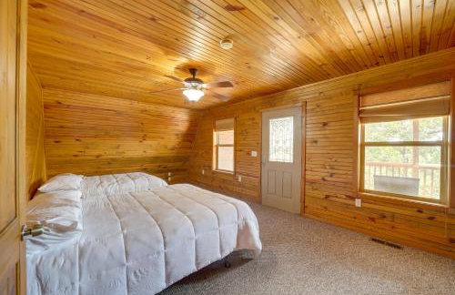 Lake Eufaula Cabin with Hot Tub and Large Deck - Foto 16