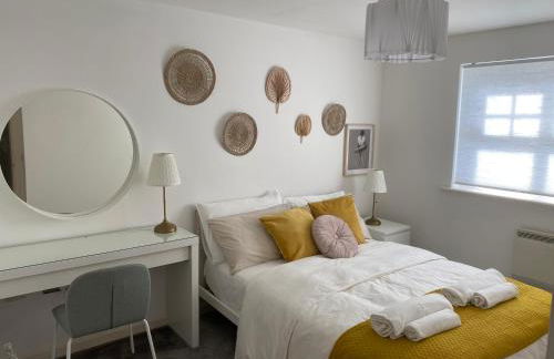 Marine Viewing 2 bedrooms flat - Foto 1