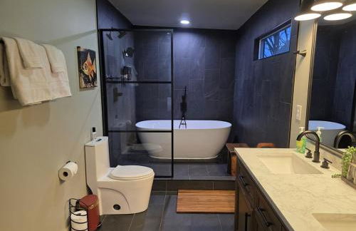 Walk to Bars and Restaurants in Fountain Square - Foto 53