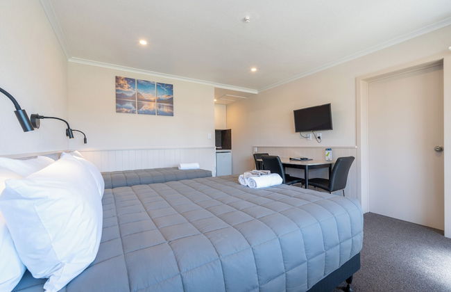 Te Anau Top 10 Holiday Park - Photo 42