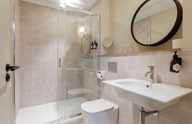 Hôtel Des Sept - Entrée autonome, réception en ligne - Encore Mieux - Foto 10