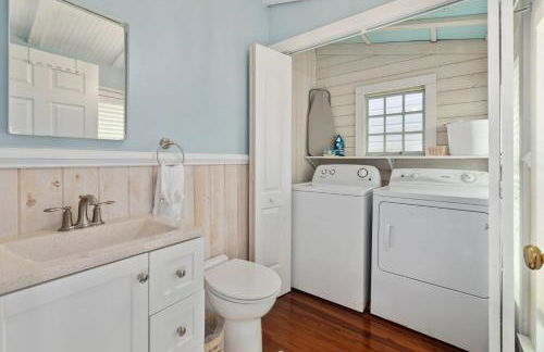 Casa Amarillo l Steps to Historic District - Photo 17