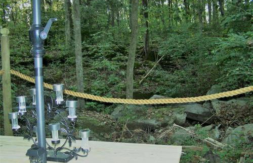 Secluded Sedona Tiny House in Woods Near Lake | Fire Pit, Hammocks, Full Kitchen & Breakfast - Foto 63